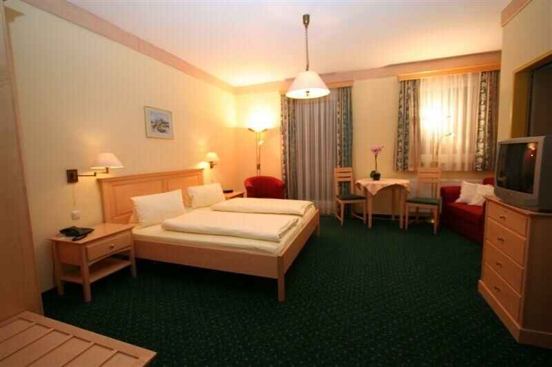 Hunting accommodation