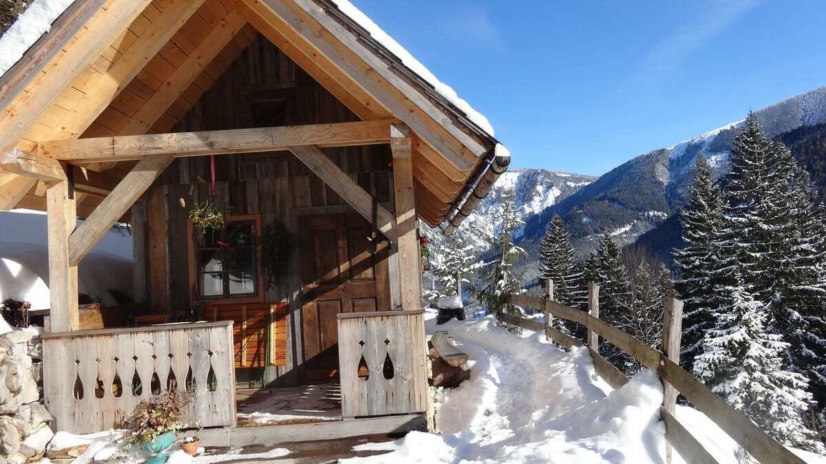 Hunting accommodation